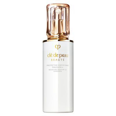 CLÉ DE PEAU | Protective Fortifying Emulsion SPF22